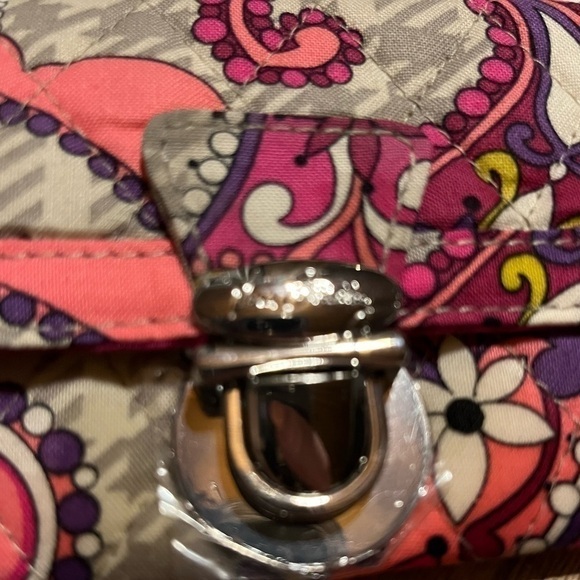 Vera Bradley Wallet Quick Swipe ID in Pattern‎ Paisley Meets Plaid Key Ring NWT - Picture 3 of 7